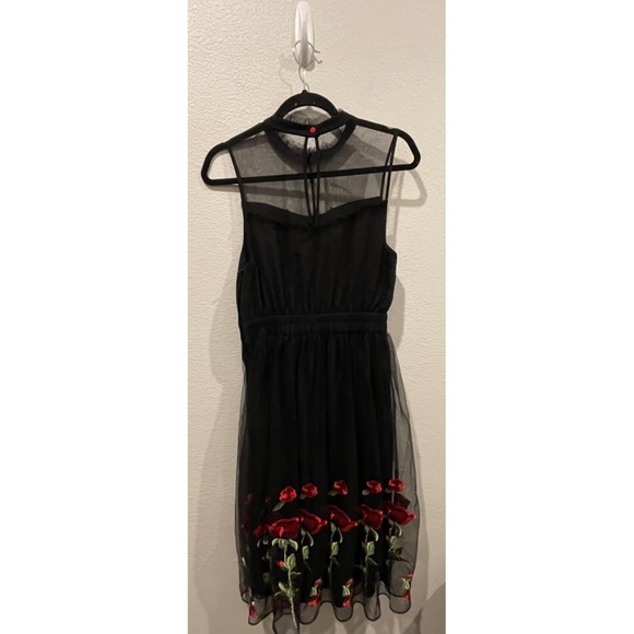 MODCLOTH Tulle Embroidered Sleeveless Rose Black Midi Dress - Picture 6 of 10